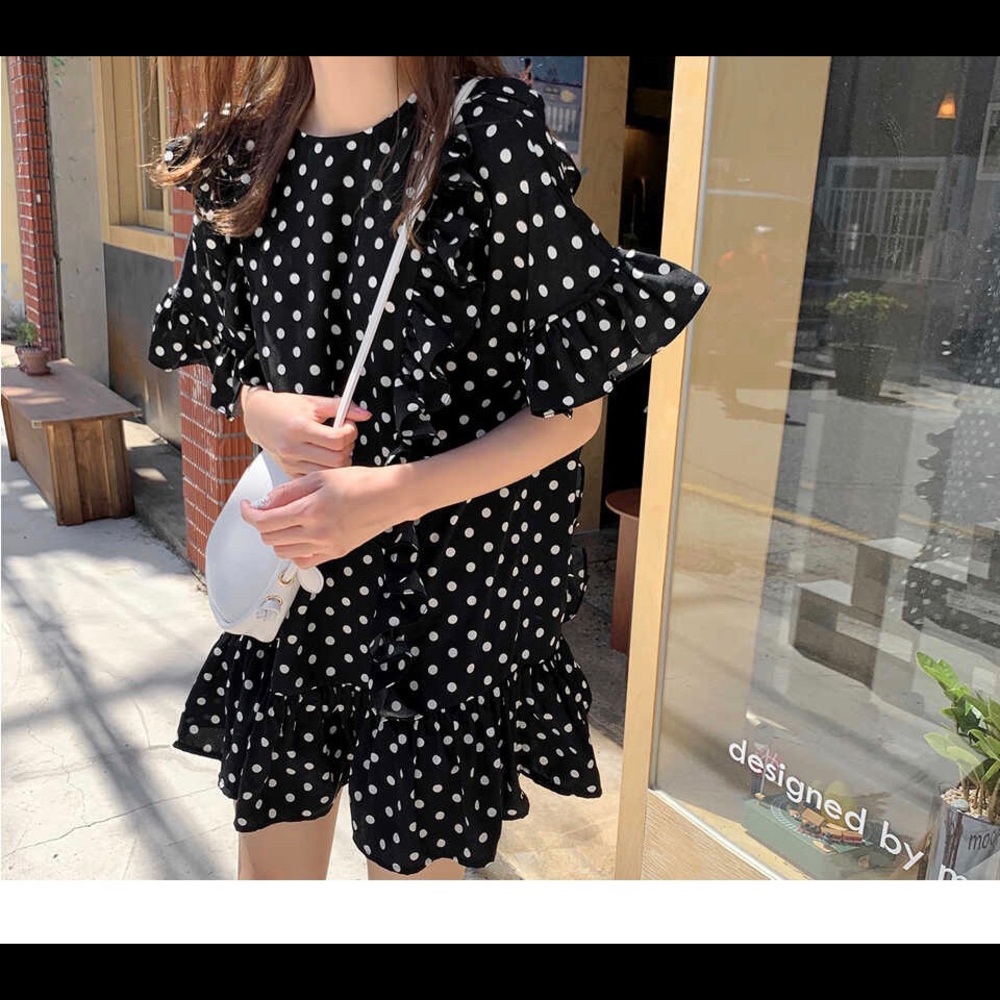 Black dots cute dress brand new